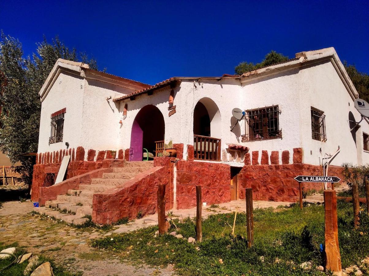 Hostal La Albahaca Tilcara Exterior photo