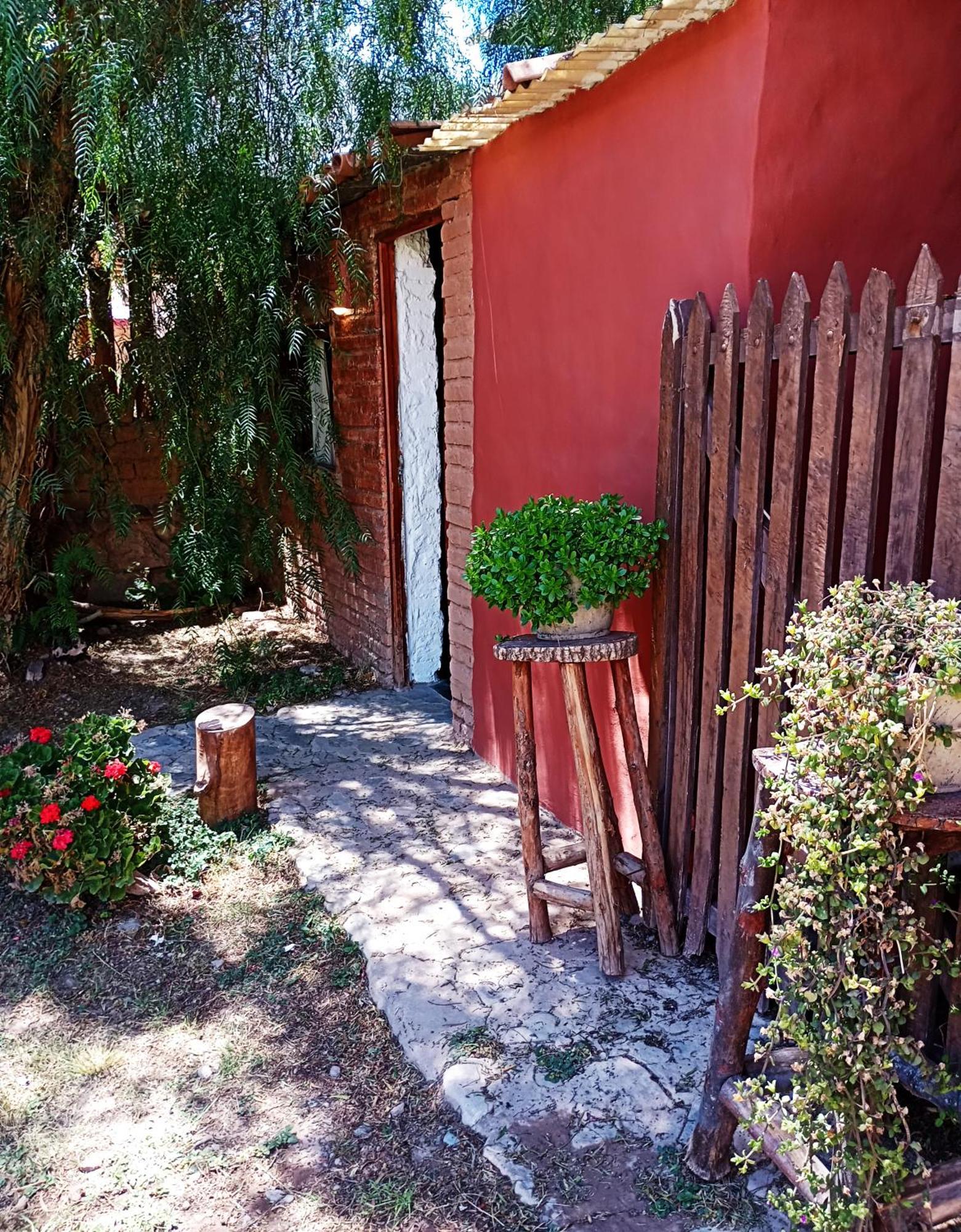 Hostal La Albahaca Tilcara Exterior photo